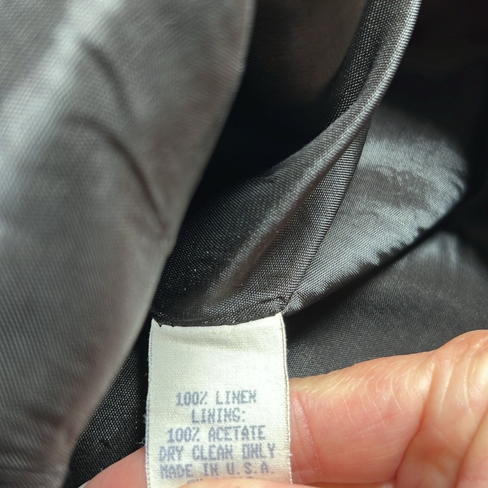 Scaasi vintage 2 piece suit, black, size 10, 100% linen. - Picture 7 of 7
